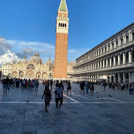 Ca' Elisabetta, Romantic